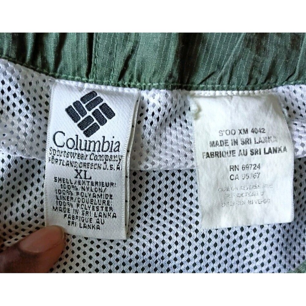 Vintage 90s Columbia Hiking Shorts Men's Size XL Adjustable Waist Lined Green - Picture 5 of 6